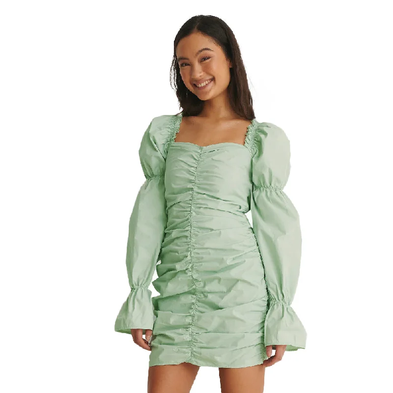 Women's Short Dress With Exaggerated Sleeves,Light Green